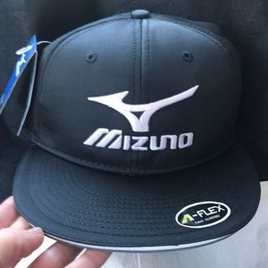 mizuno snapback